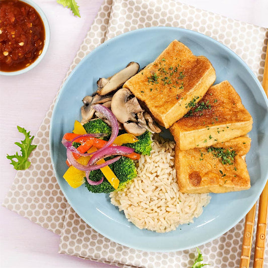 A6. 宮保豆腐配糙米飯 Kung Pao Tofu with Brown Rice
